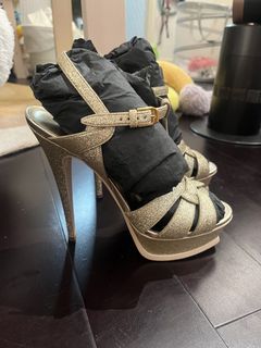 （分類：）位於 。 由 mumbletoes 提交（商品編號 1461922636，圖片 1）。簡介： 。