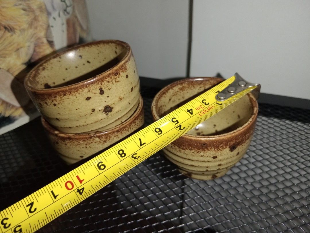SAKE CUPS #2 (Category: Coffee & Tea Tableware) located in Kawit. Submitted by gieclutter (Listing ID 1462033410, Image 3). Description: Flakers and joy reservers are 𝗻𝗼𝘁 𝗮𝗹𝗹𝗼𝘄𝗲𝗱 Actual photos, sized precisely Verify the item's dimensions first All sales are final—no returns, exchanges, or refunds 𝗖𝗢𝗡𝗗𝗜𝗧𝗜𝗢𝗡: ・𝗟𝗡 ・minor scratches 𝗟𝗢𝗖𝗔𝗧𝗜𝗢𝗡: Kawit, Cavite 𝗠𝗢𝗣: 𝗣𝗙/NO COD Item price + ₱𝟳𝟱 Minimum SF *rates vary base