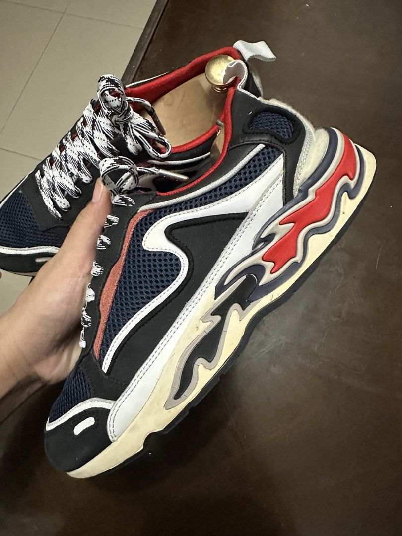 Sandro Flame Sneakers (Category: Announcements) located in Butuan. Submitted by wear.next (Listing ID 1461923900, Image 3). Description: Size 38 Authentic No inclusions.