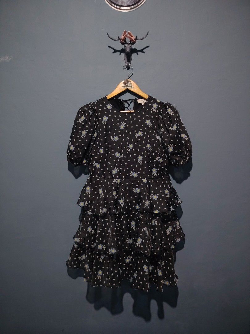Sandy Liang (Category: Dresses) located in Cavite. Submitted by lookksph (Listing ID 1462014421, Image 1). Description: FOR SALE NO ISSUE EXCELLENT CONDITION PM FOR MORE DETAILS MODE OF PAYMENT G CASH.