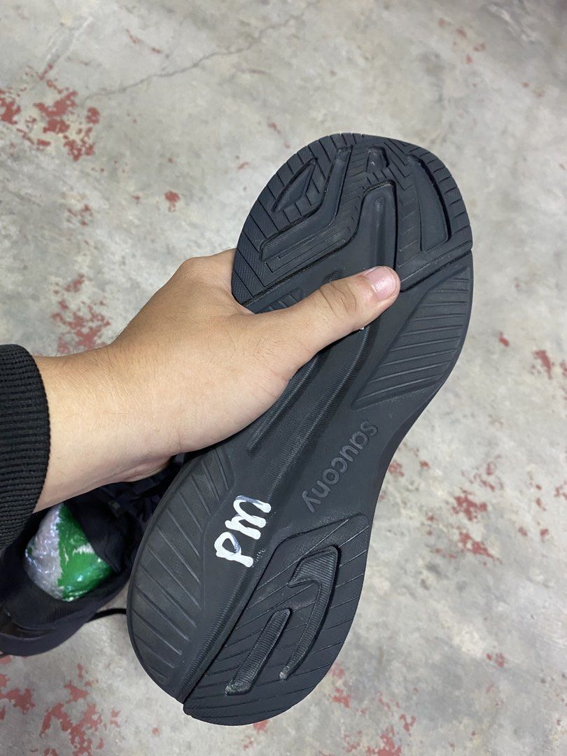 Saucony (Category: Casual Shoes) located in Tacurong. Submitted by jayve_ukaysell (Listing ID 1461954447, Image 3). Description: Saucony 𝐒𝐈𝐙𝐄: 39 𝐂𝐎𝐋𝐎𝐑 𝐑𝐀𝐓𝐄: 9.5/10 𝐂𝐎𝐍𝐃𝐈𝐓𝐈𝐎𝐍: Asnew 𝐈𝐒𝐒𝐔𝐄: ❌ 𝐌𝐈𝐍𝐄:1,300 (Automatically Yours).