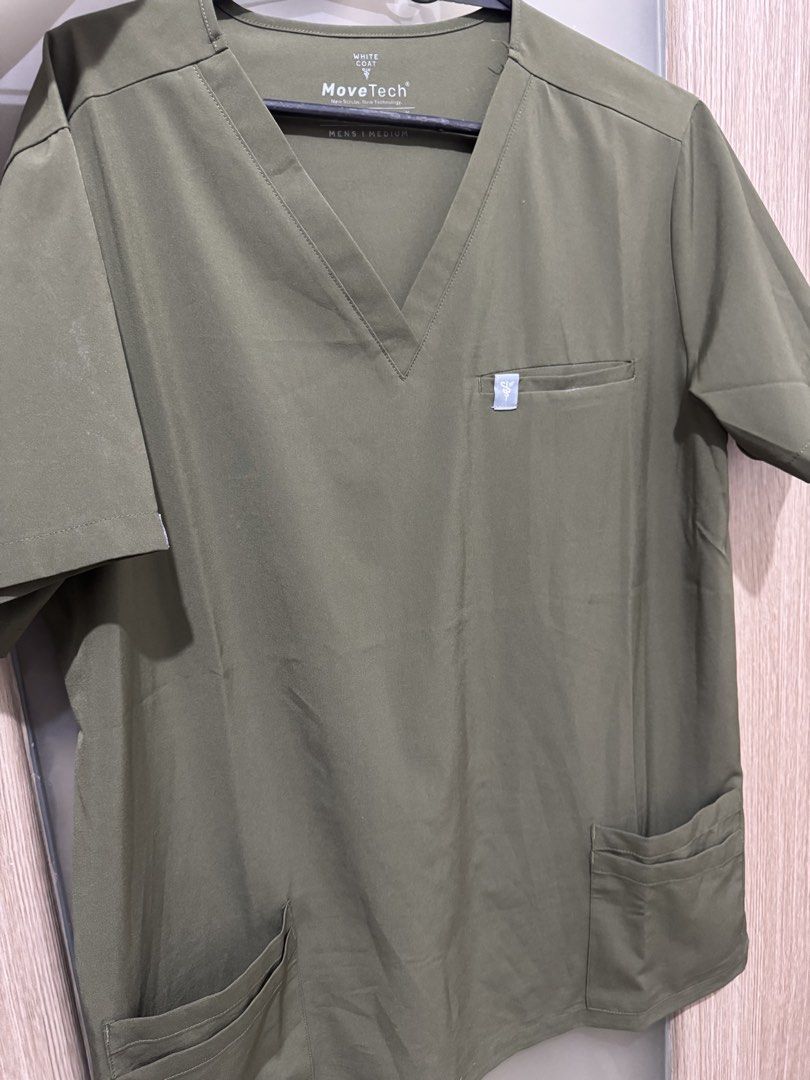 Scrubs White coat (Category: Sets & Coordinates) located in Manila. Submitted by retrobuys (Listing ID 1461807527, Image 1). Description: WHITE COAT SCRUBS GREEN RFS TOO BIG FOR ME.
