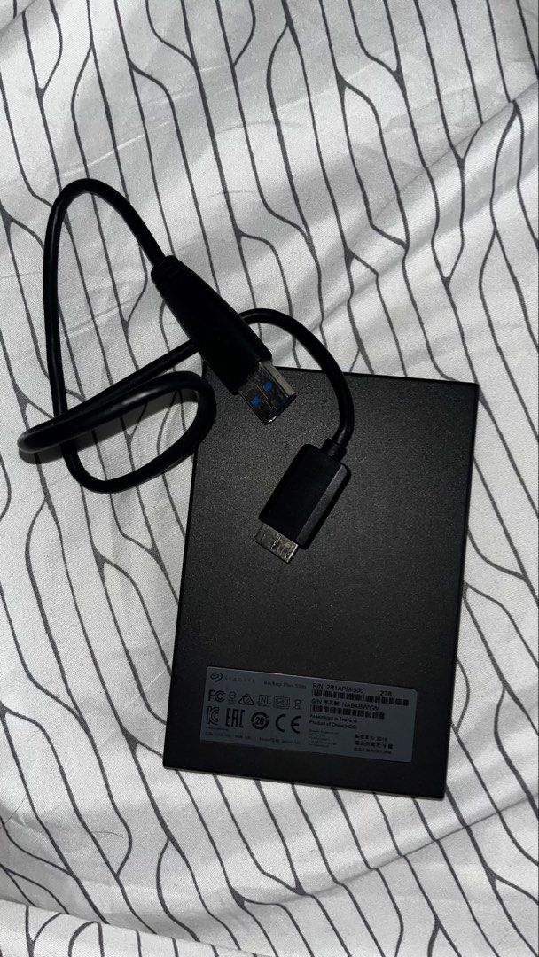 seagate 2TB (Category: Other Gadgets) located in Marikina City. Submitted by yuan_reyess (Listing ID 1461821989, Image 1). Description: hello, selling my personal item for only 4,500 because I haven’t used it in months (and need funds). price is still negotiable if it’s too expensive for 2nd hand. no damage, never actually put anything in it but was plugged in to my laptop location: Marikina.