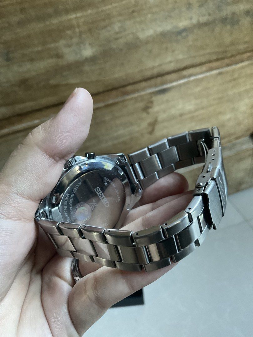Seiko Inspired Chronograph Watch (Replica) (Category: Wearables & Smart Watches) located in Cabanatuan. Submitted by dindin_7 (Listing ID 1462029321, Image 3). Description: For Sale: Seiko Inspired Chronograph Watch (Replica) Brand / Style: Seiko Inspired Chronograph (High-Grade Copy / Replica) Dial Color: Textured Emerald Green with Tachymeter Bezel Strap Material: Stainless Steel Bracelet Condition: Excellent condition / Like new, comes with wa