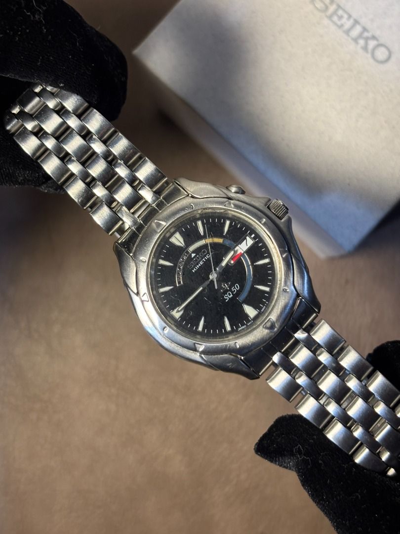 SEIKO KINETIC 5M42 (Category: Luxury Watches) located in Caloocan City. Submitted by rarerabbit.fde76f (Listing ID 1461890130, Image 1). Description: POWERED BY YOUR MOTION. A refined expression of Seiko engineering—where timeless elegance meets innovative technology. The Seiko Kinetic 5M42 combines the feel and presence of a traditional timepiece with the convenience of quartz accuracy. Its Kinetic movement generates electrical energy from the n