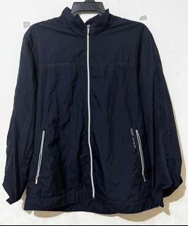 (Category: ) located in . Submitted by lunicothrift (Listing ID 1461981570, Image 1). Description: .