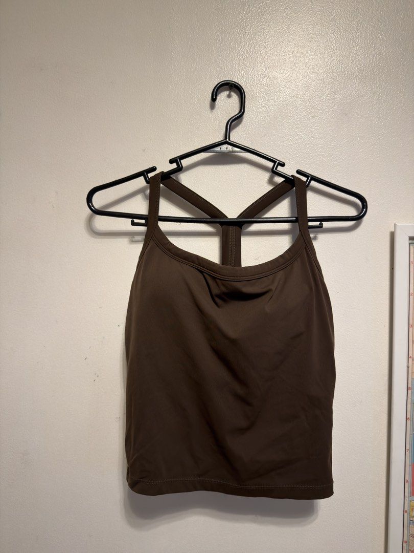 Shape Active Cloud Racer Tank Top - Espresso (L) (Category: Activewear) located in Manila. Submitted by dca.preloved (Listing ID 1461835042, Image 3). Description: SRP ₱1700.
