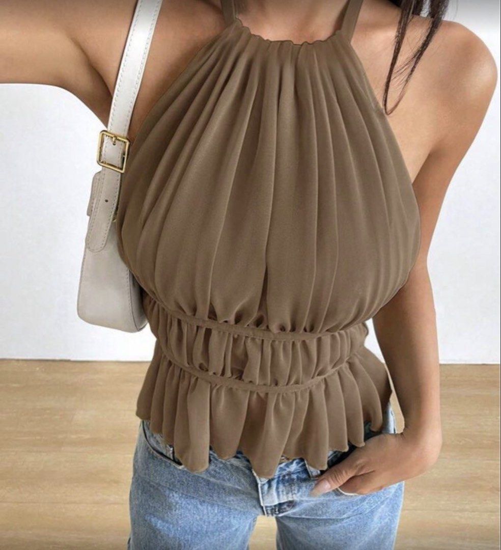SHEIN Backless Halter Top (M) (Category: Sleeveless) located in San Pedro. Submitted by britzcloset (Listing ID 1461966325, Image 1). Description: Never worn.
