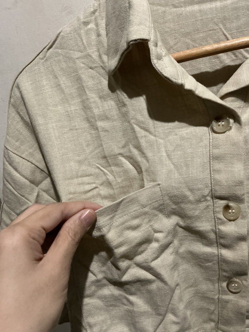 SHEIN CROP POLO AND SHORT SET (Category: Sets or Coordinates) located in Dagupan City. Submitted by trendies_collection (Listing ID 1462009804, Image 2). Description: Brand new with pouch Small on tag, fit up to medium Cotton lenin fabric No issue.