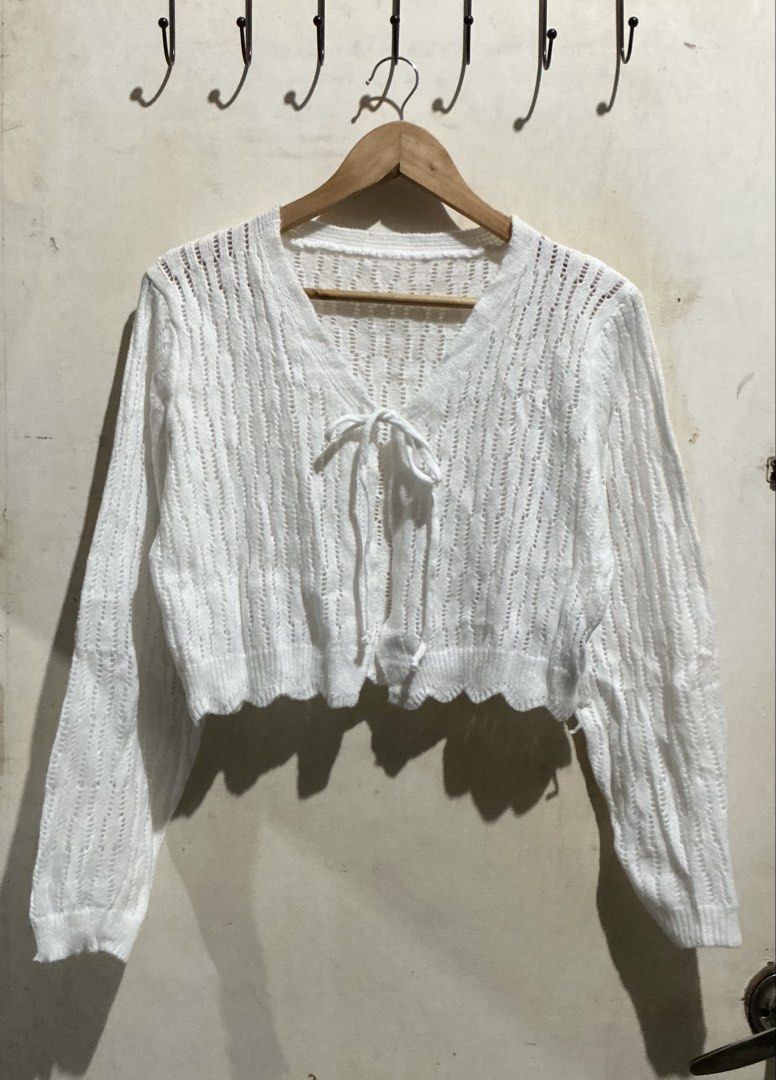 SHEIN CURVE CROCHET KNITTED TIE FRONT TOP (Category: Longsleeves) located in Dagupan City. Submitted by trendies_collection (Listing ID 1462013516, Image 1). Description: Brand new with pouch 0xl on tag, best fit sa large No issue.