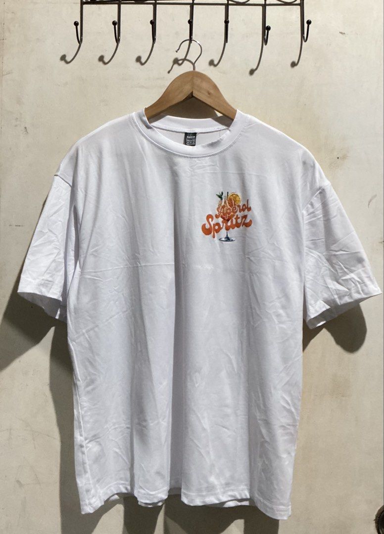 SHEIN WHITE OVERSIZED SHIRT (Category: Tshirts & Polo Shirts ) located in Dagupan City. Submitted by trendies_collection (Listing ID 1462002244, Image 1). Description: Brand new with pouch Medium on tag, fit up to semi Xl No issue.