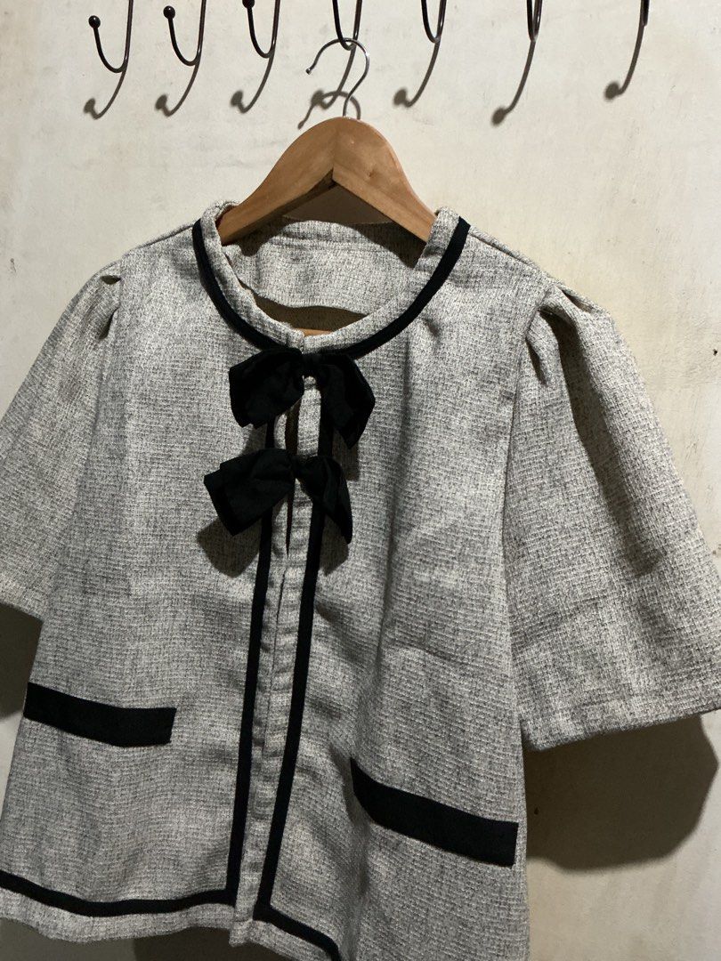SHEIN X FRIFUL TWEED TOP (Category: Blouses) located in Dagupan City. Submitted by trendies_collection (Listing ID 1462012140, Image 2). Description: Brand new with pouch and hang tag Large on tag, Fit up to Xl No issue.