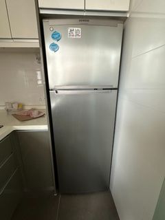 （分類：）位於 。 由 ludow 提交（商品編號 1461830769，圖片 1）。簡介： 。