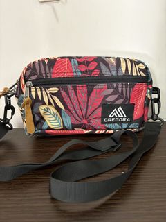 （分類：）位於 。 由 emsbags 提交（商品編號 1461922593，圖片 1）。簡介： 。