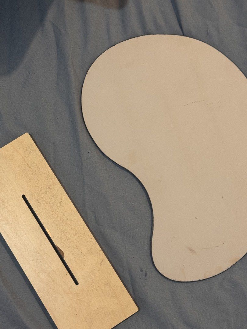 Small Vanity Mirror (Category: Other Home Furniture) located in Angeles City. Submitted by reneeyuzu (Listing ID 1461982211, Image 3). Description: • never used • nordic style.