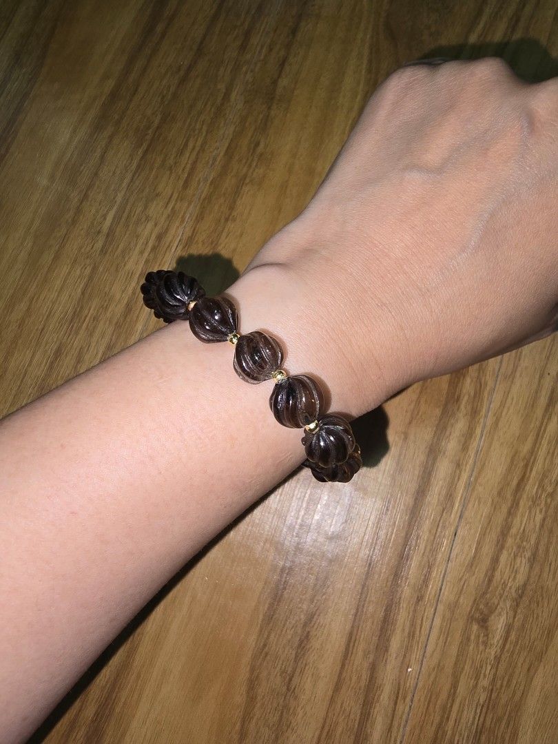 Smokey Quartz in Pumpkin shape bracelet (Category: Bracelets) located in Santa Rosa. Submitted by crystal1.0 (Listing ID 1461945009, Image 2). Description: Garterized. 16cm size..