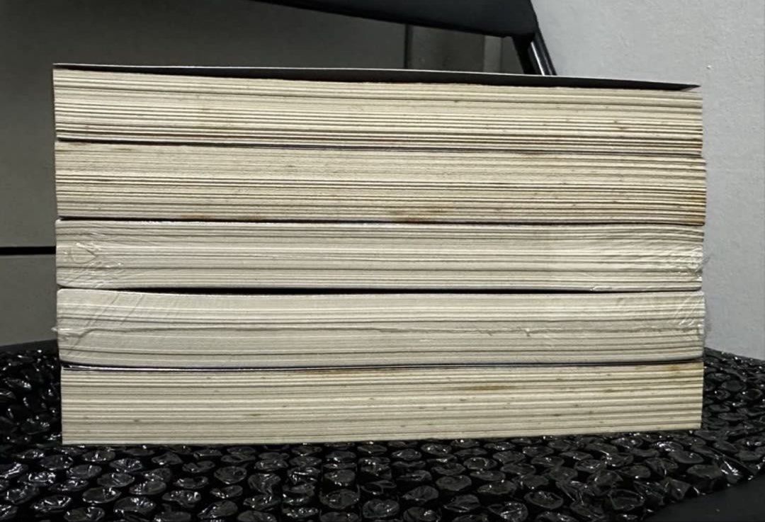 Solo Leveling Light Novel (PLEASE READ DESCRIPTION) (Category: Storybooks) located in Binan City. Submitted by laleynie (Listing ID 1461976004, Image 3). Description: ⬇️⬇️⬇️PLEASE READ DESCRIPTION ⬇️ ⬇️⬇️ !!REPOST!! Got most of the books sa Manila International Book Fair way back 2023-2024 Condition: - No crease on the spine - Volume 1, 4, and 5 has plastic cover on it - it has light foxing on top and on the side - Volume 2 and 3 has plastic wrap