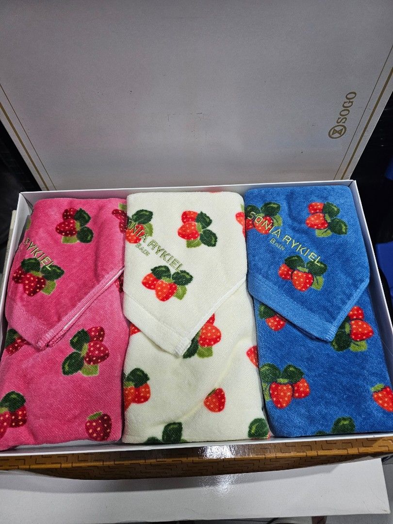 SALE❗SONIA RYKIEL Long Towel - 3 pcs (Category: Bedding & Towels) located in Quezon City. Submitted by senyoramaria (Listing ID 1461945093, Image 2). Description: SONIA RYKIEL Long Towel 3 pcs Pink, beige, blue Strawberry design 13 x 31 inches Php1000❗.