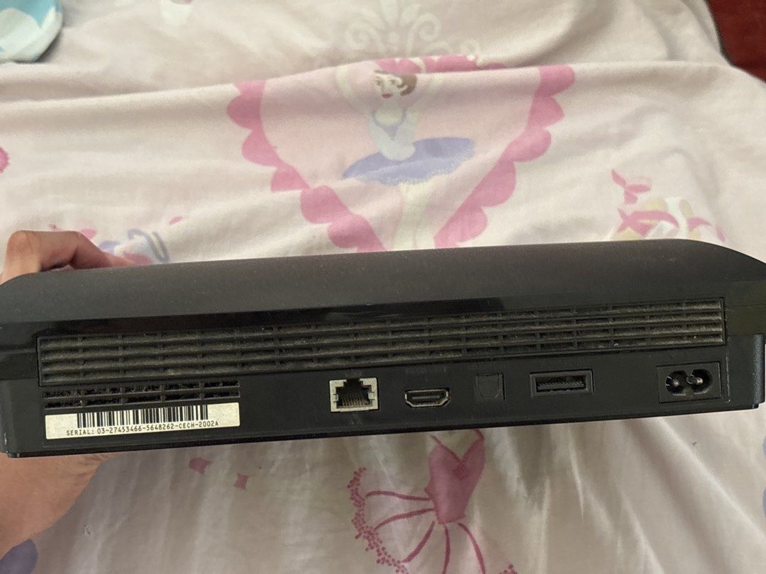SONY PS3 SLIM WITH 2 CONTROLLERS - UNTESTED (Category: PlayStation) located in Manila. Submitted by onlyfacts.jade (Listing ID 1462031057, Image 2). Description: -SONY PLAYSTATION 3 SLIM -UNTESTED -COMES WITH 2 WORKING CONTROLLERS -NO CORD CONSOLE ONLY -BUY AT YOUR OWN RISK! RFS: Decluttering + Need Funds.