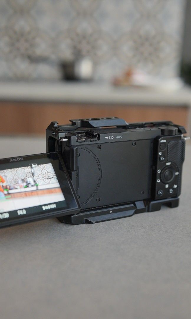 Sony ZV-E10 4K Mirrorless Camera with Kit Lens and Accessories (Category: Cameras) located in Manila. Submitted by gabrielsab31541 (Listing ID 1461822816, Image 3). Description: - Sony ZV-E10 4K Camera - Includes 16-50mm Kit Lens - Comes with SmallRig Cage - 3 Extra Batteries Included - Dual Battery Charger - Ideal for Vlogging & Content Creation - Ready to Shoot Out of the Box.
