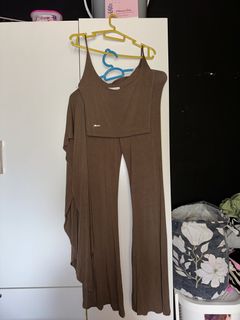 (Category: ) located in . Submitted by stealmylook (Listing ID 1461833168, Image 1). Description: .