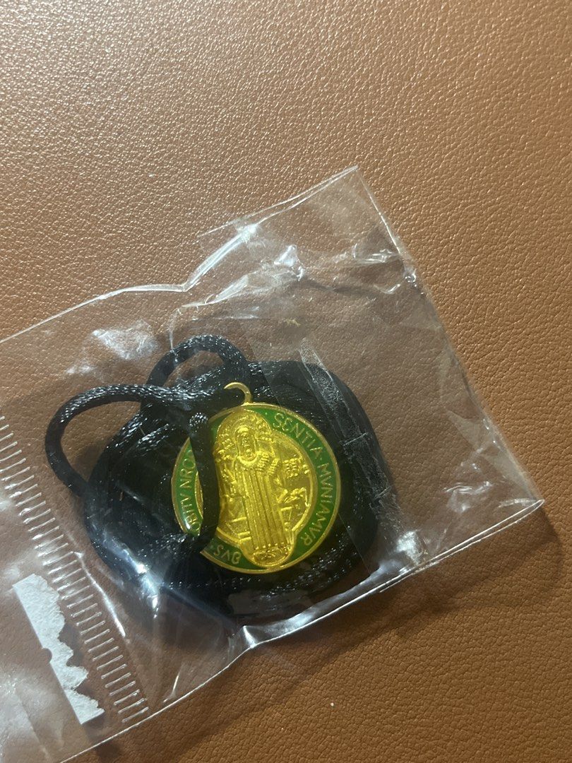 St. Benedict Medal Necklace (Green) (Category: Religious Items) located in Las Pinas. Submitted by stylecircle.mnl (Listing ID 1461949392, Image 1). Description: - Gold-tone St. Benedict medal - Green enamel finish on medal .
