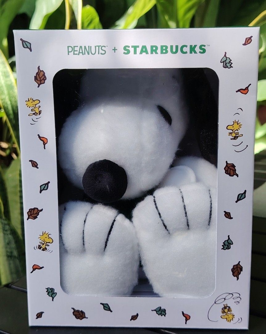 Starbucks Peanuts Snoopy Plush Toy (Category: Plushies & Soft Toys) located in Quezon City. Submitted by anna.anna8 (Listing ID 1461862779, Image 1). Description: - Starbucks x Peanuts collaboration plush toy - Features classic Snoopy design - Ideal for collectors and fans of Snoopy & Starbucks.