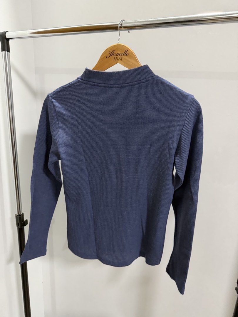Straightforward Waffle Classics Long Sleeve Top (Category: Longsleeves) located in Taguig. Submitted by dyaaanel (Listing ID 1461927856, Image 2). Description: 🤍 Straightforward Waffle Classics Long Sleeve Top 🏷️ Brand: Straightforward 👗 Size: XS 💙 Color: Blue 🏷️ Condition: Pre-loved, good condition 📸 Actual photos for reference. RFS: Decluttering unused and slightly used clothes. Disclaimer: some items are pre-loved unless stated otherwise