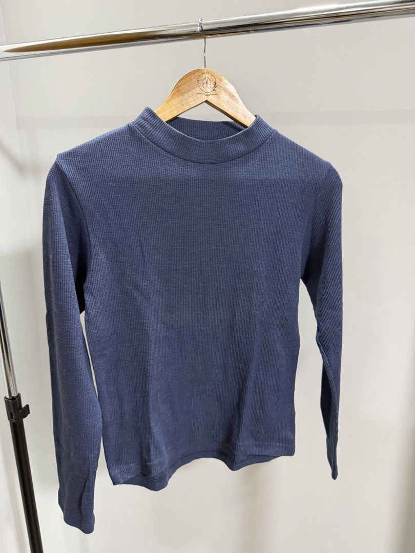 Straightforward Waffle Classics Long Sleeve Top (Category: Longsleeves) located in Taguig. Submitted by dyaaanel (Listing ID 1461927856, Image 1). Description: 🤍 Straightforward Waffle Classics Long Sleeve Top 🏷️ Brand: Straightforward 👗 Size: XS 💙 Color: Blue 🏷️ Condition: Pre-loved, good condition 📸 Actual photos for reference. RFS: Decluttering unused and slightly used clothes. Disclaimer: some items are pre-loved unless stated otherwise