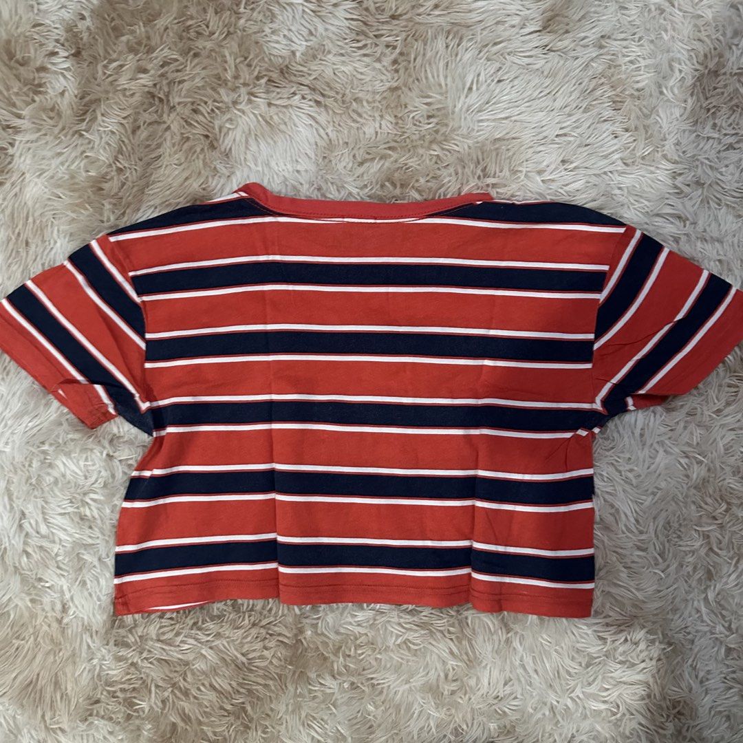 Striped Retro Cropped Shirt (Category: Shirts) located in Cainta. Submitted by tooonico (Listing ID 1461934682, Image 3). Description: RFS: Decluttering MOP: GCash/Maya/Maribank/UB .