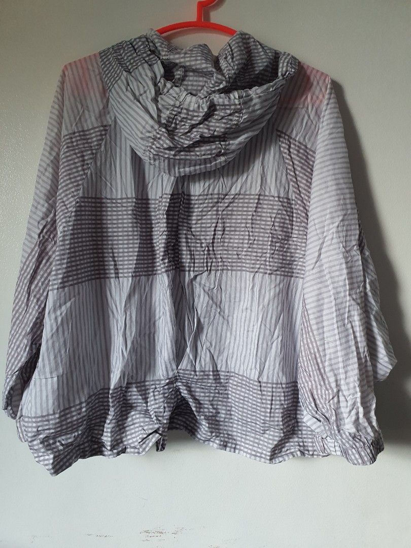 Striped Zip-Up Jacket Size L (Category: Coats, Jackets and Outerwear) located in Meycauayan. Submitted by shoptoown (Listing ID 1461836099, Image 2). Description: - Lightweight jacket - Grey and white stripe pattern - Full zip-up front - Drawstring at the waist - Two side pockets - Ideal for layering - Comfortable and casual.