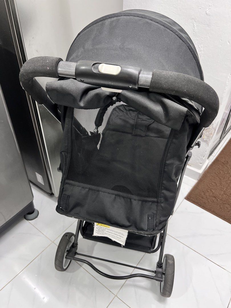 Stroller (Category: Strollers) located in Ipoh. Submitted by gerobokersalina (Listing ID 1461984595, Image 3). Description: .
