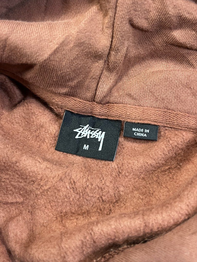 STUSSY (Category: Hoodies) located in Manila. Submitted by bagayanagi11491 (Listing ID 1461834457, Image 3). Description: Excellent Condition Size: Medium Dimes: 22x24 Issue: none .