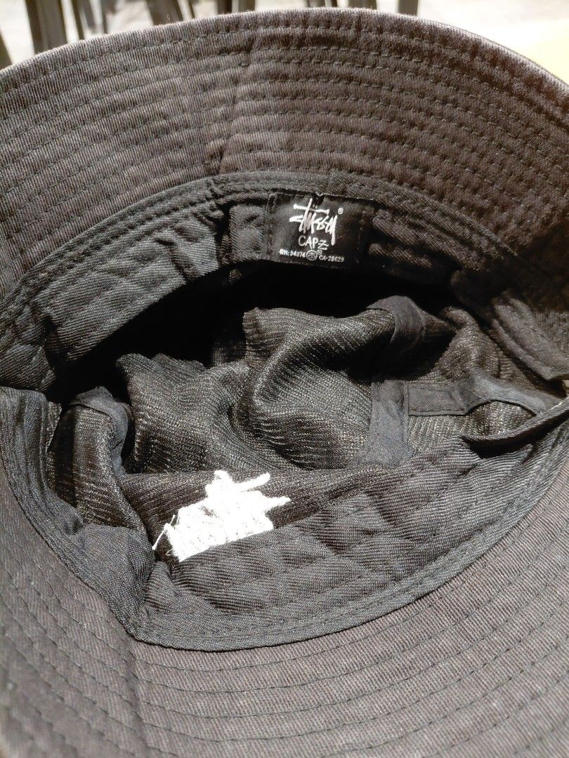 Stussy Capz Bucket Hat (Category: Caps & Hats) located in Quezon City. Submitted by girldolphin (Listing ID 1461964507, Image 2). Description: Pickup near Amoranto Sports Complex.