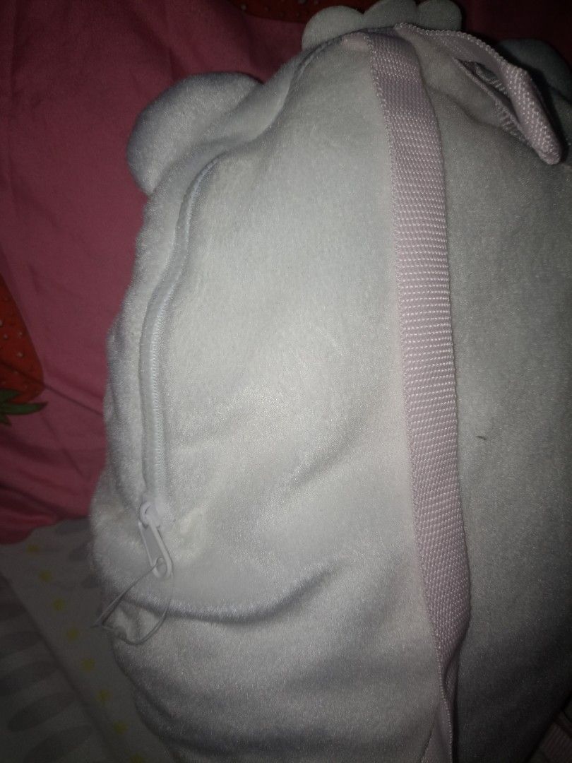 Sumikko Backpack plush (Category: Backpacks) located in Manila. Submitted by milkyorbit (Listing ID 1461881792, Image 3). Description: Sumikko backpack for 450 pesos. BRAND: Amuse MOP: G-cash MOD: J&T.