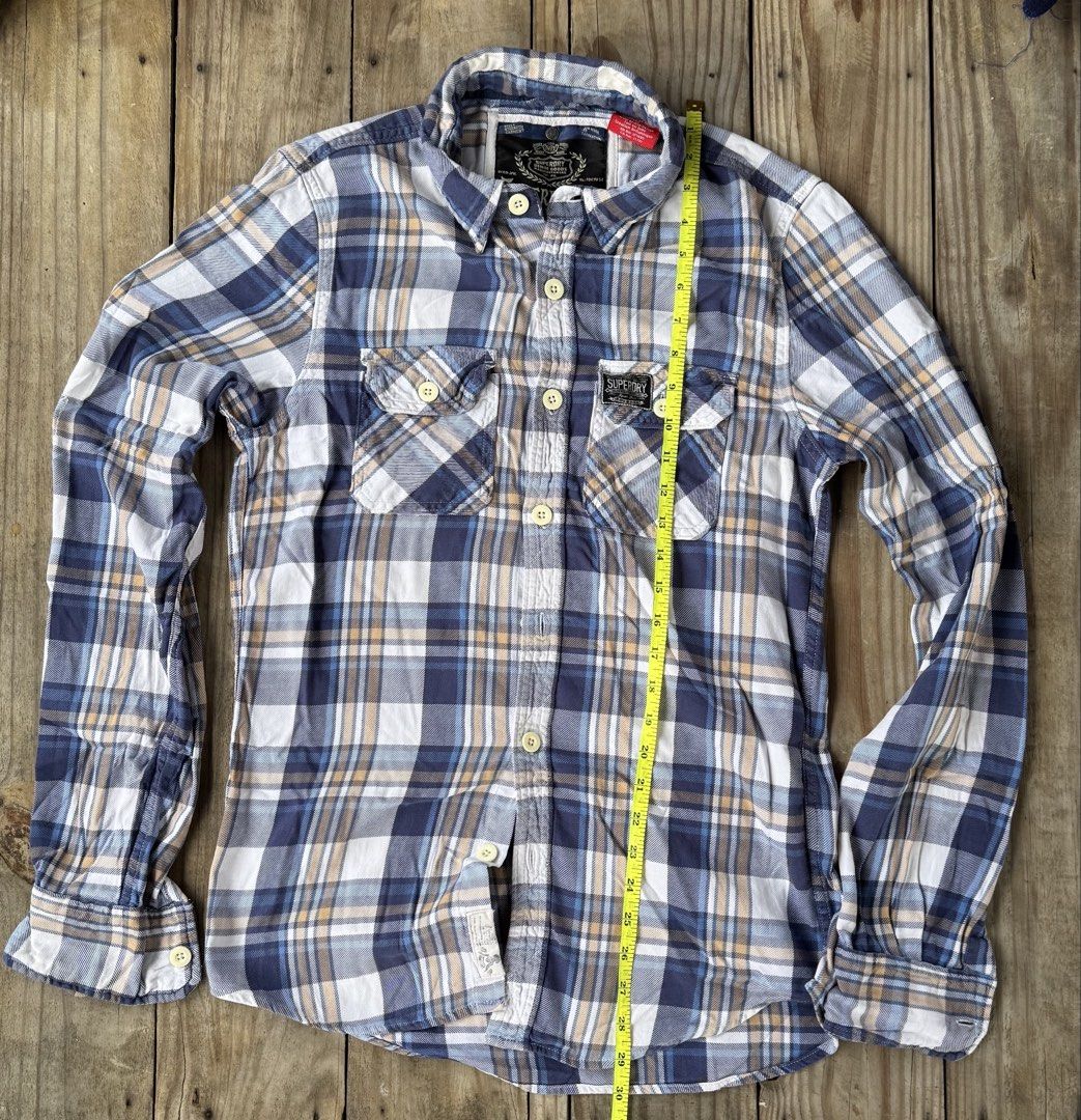 Superdry Checked Long Sleeve (Category: Coats, Jackets and Outerwear) located in Mandaluyong City. Submitted by aeronaldrich (Listing ID 1461933081, Image 3). Description: Superdry Checked Long Sleeve Size: Medium Dimes: W19 x L28 This is used, please manage your expectations. North Caloocan.