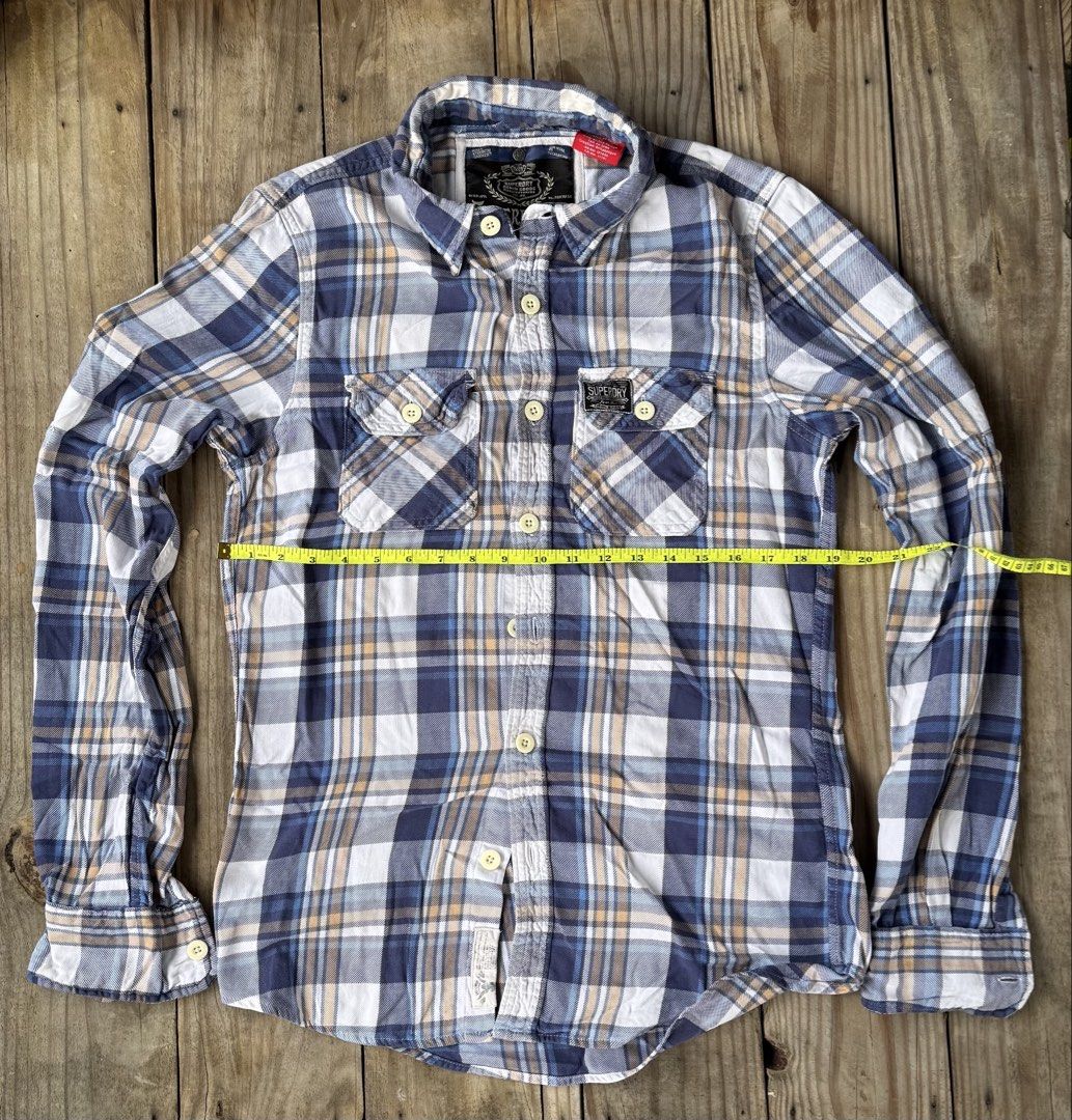 Superdry Checked Long Sleeve (Category: Coats, Jackets and Outerwear) located in Mandaluyong City. Submitted by aeronaldrich (Listing ID 1461933081, Image 2). Description: Superdry Checked Long Sleeve Size: Medium Dimes: W19 x L28 This is used, please manage your expectations. North Caloocan.
