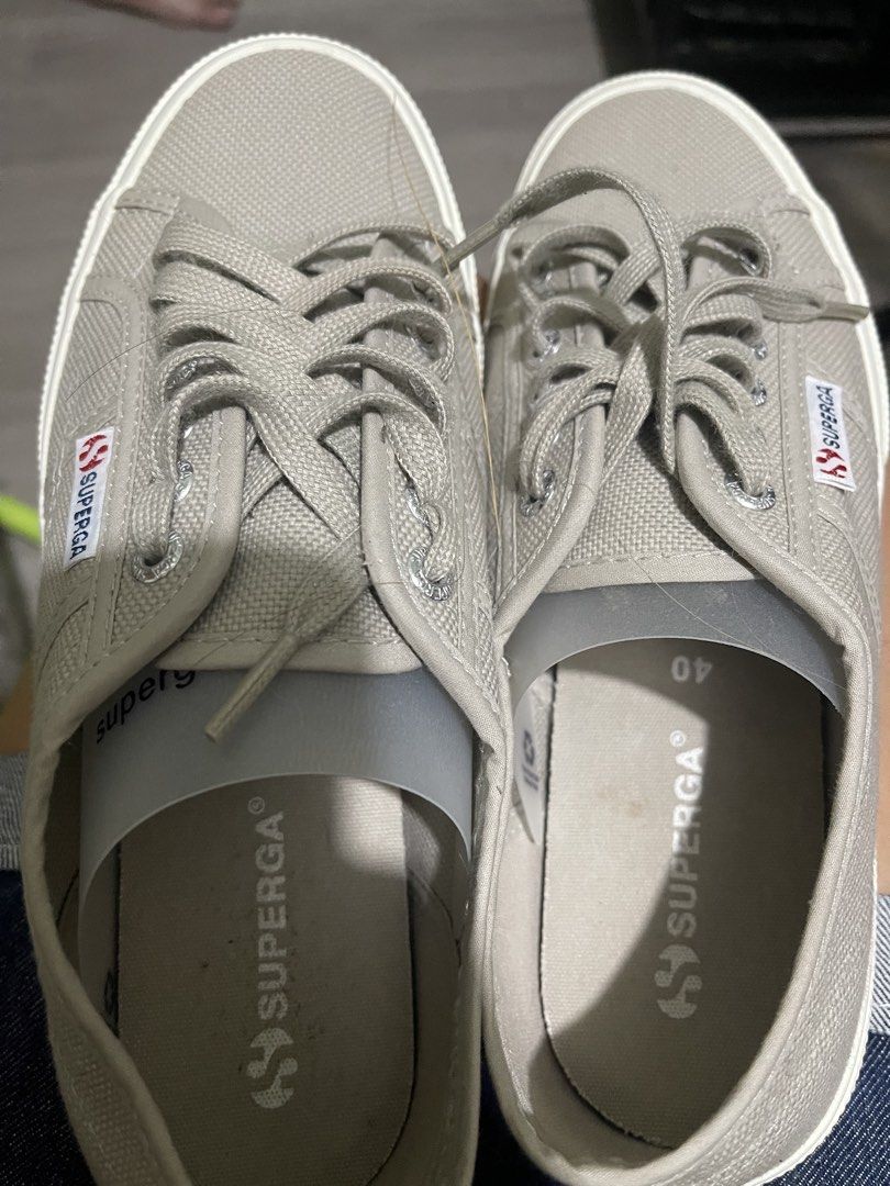 Superga 2750 Cotu Classic Light Grey Canvas Sneakers (Category: Sneakers) located in Quezon City. Submitted by ajc3009 (Listing ID 1461890346, Image 2). Description: - Brand: Superga - Model: 2750 Cotu Classic - Color: Light Grey - Size: 40 EU - Material: Durable Canvas - Design: Classic lace-up with iconic Superga rubber sole - Features: Comfortable, versatile for everyday wear - Style: Great for casual outfits.