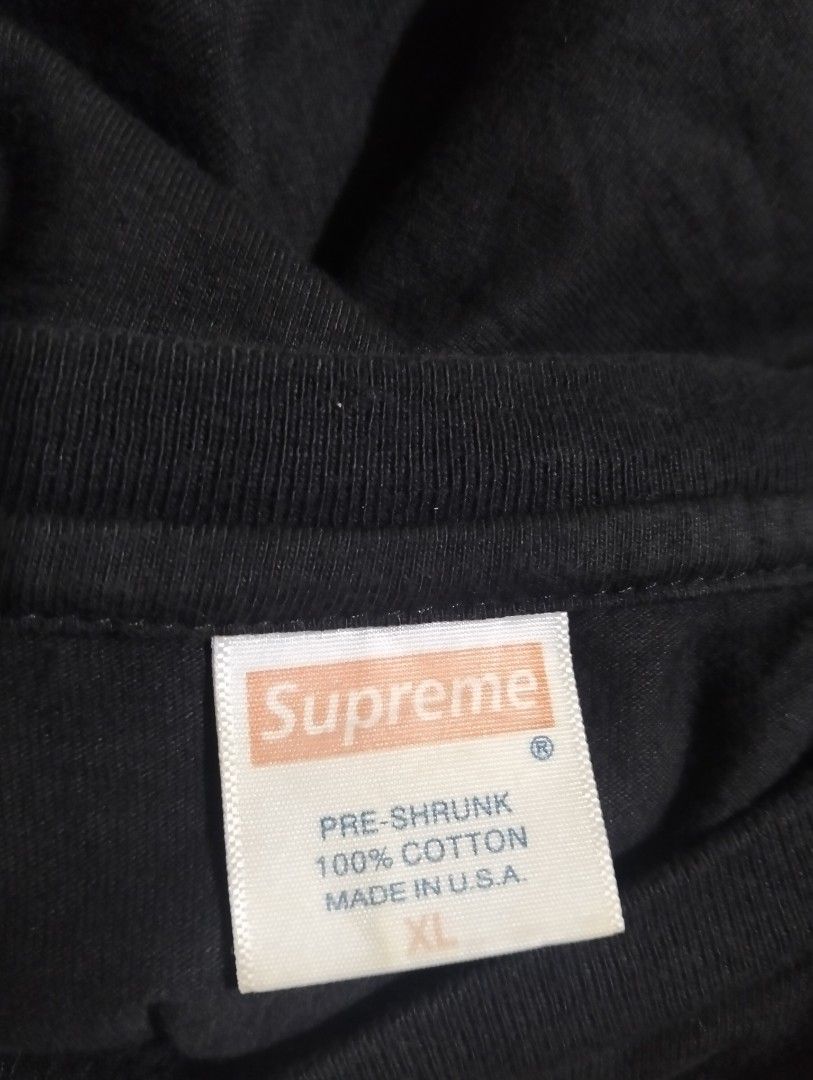 Supreme Box Logo T-Shirt Black (Category: Tshirts & Polo Shirts ) located in Sibulan. Submitted by paulbrain (Listing ID 1461873886, Image 3). Description: 21 x 29 Good Condition 💯 - Issue: Hairlines .