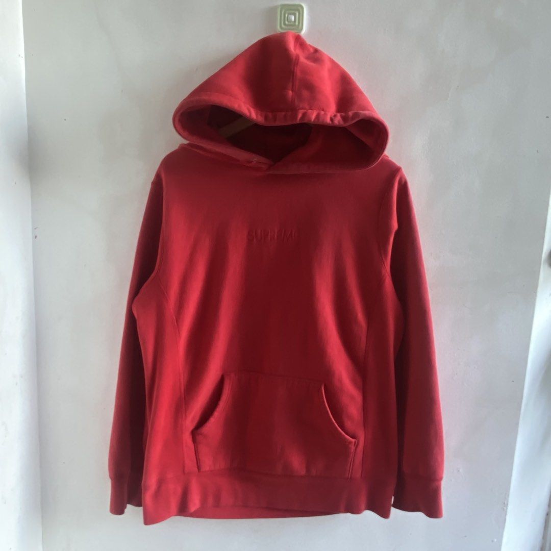 Supreme Script Embroid Red Pullover Hoodie (Category: Coats, Jackets and Outerwear) located in Davao. Submitted by bangers01 (Listing ID 1461921394, Image 1). Description: .