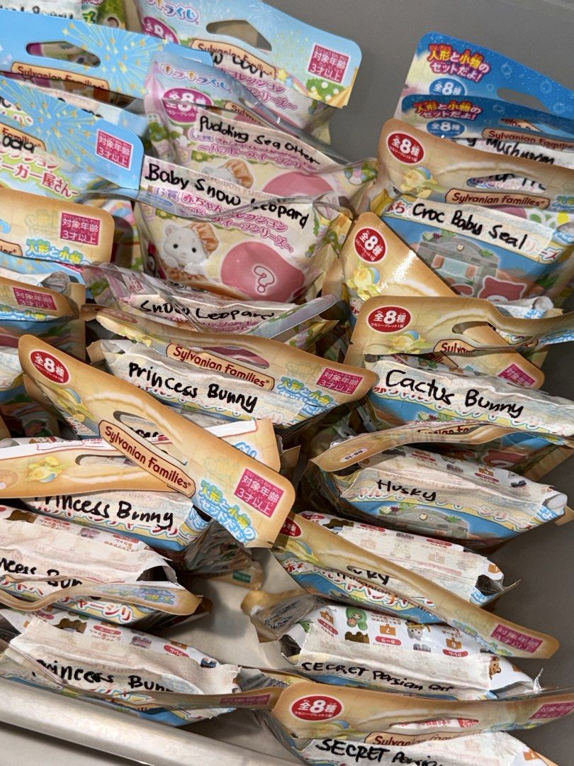 Sylvanian Families Confirmed Blind Bag (Category: Designer & Blind Box Toys) located in Binan City. Submitted by ninahiraeth (Listing ID 1461857024, Image 3). Description: latte cat burger and one soda husky soldout!! starting at 320!! prices posted:) i include freebies !! 🤍 you can ask me for pics^^ NOT OPEN FOR TRADES .