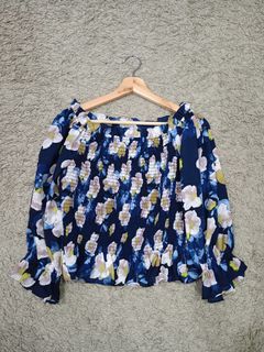 (Category: ) located in . Submitted by jakerboutique9 (Listing ID 1461995419, Image 1). Description: .
