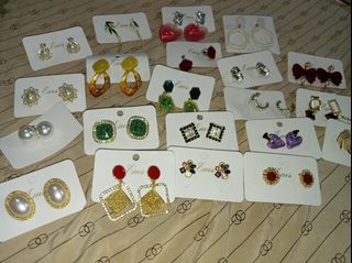(Category: ) located in . Submitted by shoptokyothrift (Listing ID 1461853099, Image 1). Description: .