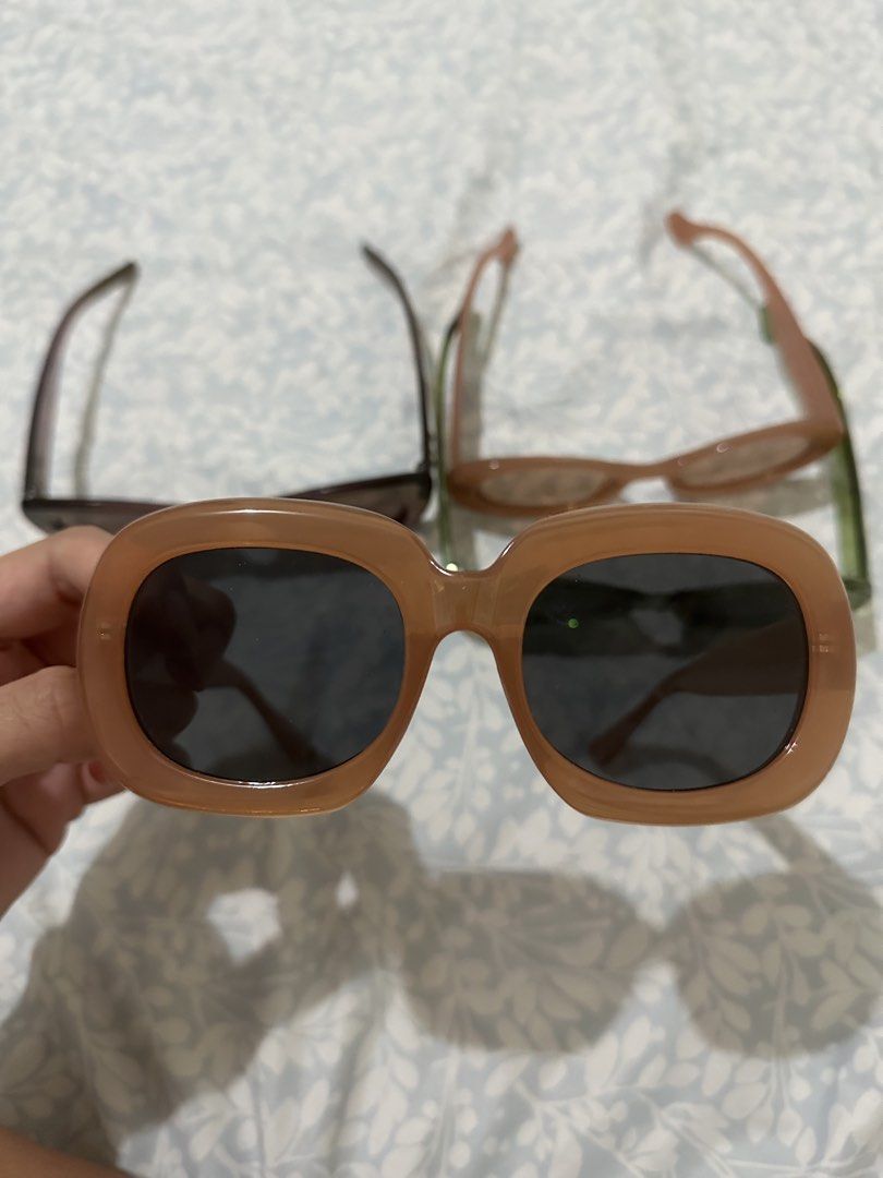 Take all sunglasses ( retro style / Y2k ) (Category: Sunglasses & Eyewear) located in Paranaque City. Submitted by chessyscloset_ (Listing ID 1461966580, Image 3). Description: ⭐️Some were used once and some were never used ⭐️Take all ⭐️Retro style / Y2k.