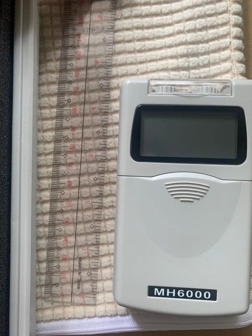 TENS EMS 6000 (Category: Medical Supplies & Tools) located in Quezon City. Submitted by sych. (Listing ID 1461951287, Image 2). Description: BRAND NEW!! BRAND NEW!! Only opened it for photos. RFS: I accidentally purchased 2 items and return period was already over :<.