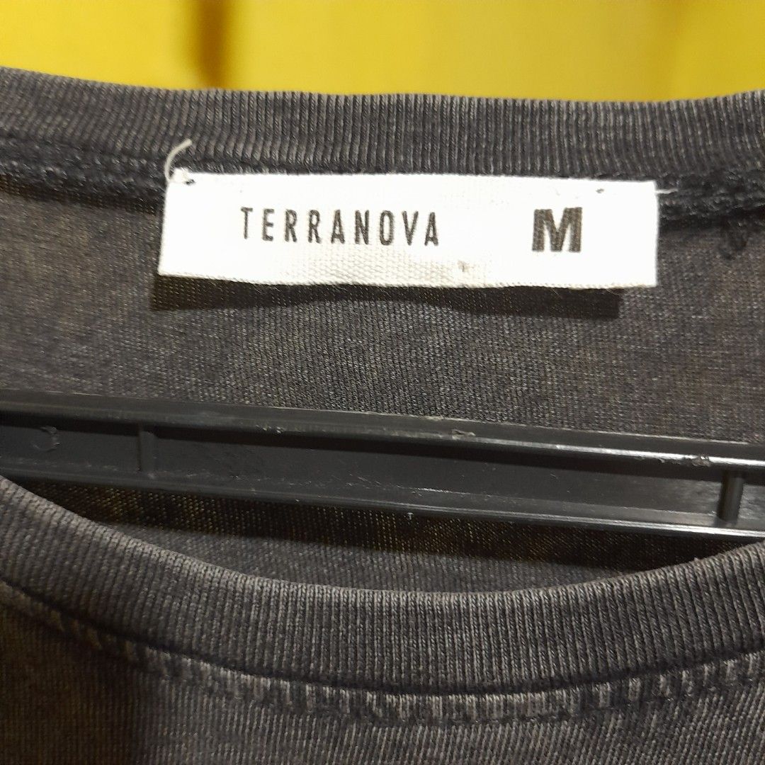 Terranova Grey Washed T-Shirt Size M (Category: Shirts) located in Pasig City. Submitted by chesca_closet (Listing ID 1461948055, Image 3). Description: - Brand: Terranova - Color: Grey Wash - Size: Medium (M) - Style: Basic T-shirt - Features: Ideal for everyday wear, highly versatile and easy to style..