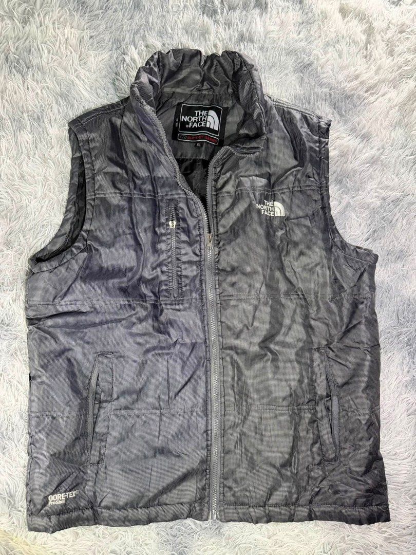The North Face Summit Series GORE‑TEX ProShell Vest (Category: Coats, Jackets and Outerwear) located in Manila. Submitted by renzfitfinds (Listing ID 1461973750, Image 1). Description: PM FOR DETAILS..