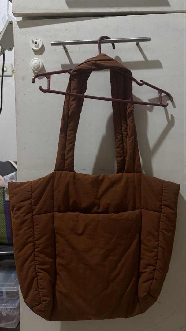 The Paper Bunny Puffer Shopper (Category: Tote Bags) located in Antipolo. Submitted by pauabrl (Listing ID 1461807134, Image 2). Description: - The Paper Bunny Puffer Shopper - Bought in Singapore when it was first released - Zippers do not have scratches, 2 of it even have the plastic protector on. RFS: decluttering. i do not use this anymore. .