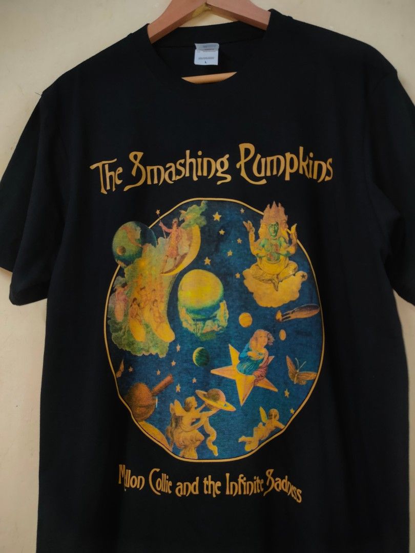The Smashing Pumpkins (Category: Activewear) located in Cebu City. Submitted by richardvbaesa (Listing ID 1461850862, Image 3). Description: The Smashing Pumpkins Size Large 22x29 580 .