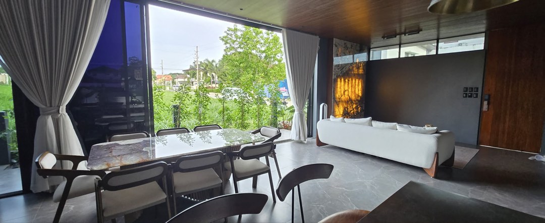 (Category: ) located in . Submitted by nicolo.remaxprimeph (Listing ID 1461806635, Image 1). Description: .